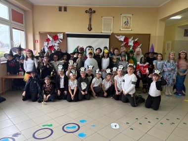 Obrazy newsów: bajkowy_dzie_5.jpg Obrazy newsów: bajkowy_dzie_5.jpg