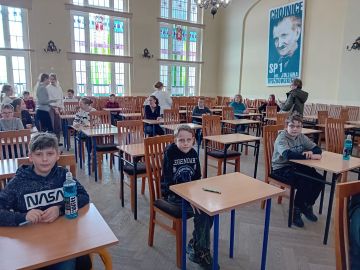 Obrazy news&oacute;w: dkb2026_2.jpg