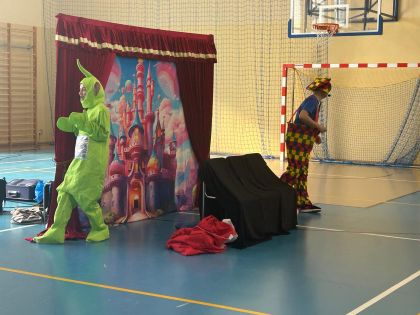 Obrazy newsów: magiczna_scena_2.jpg