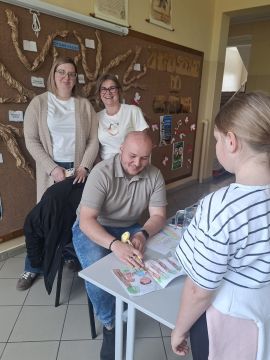 Obrazy news&oacute;w: spotkanie_z_autorem_10.jpg