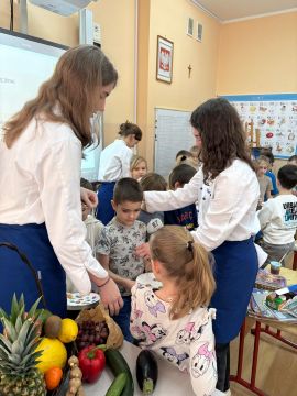 Obrazy news&oacute;w: sztukajedzenia_3.jpg